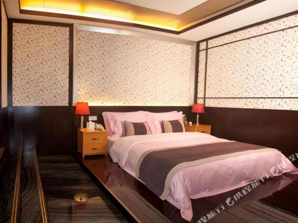 Eurasia International Hotel Донгуан Екстериор снимка