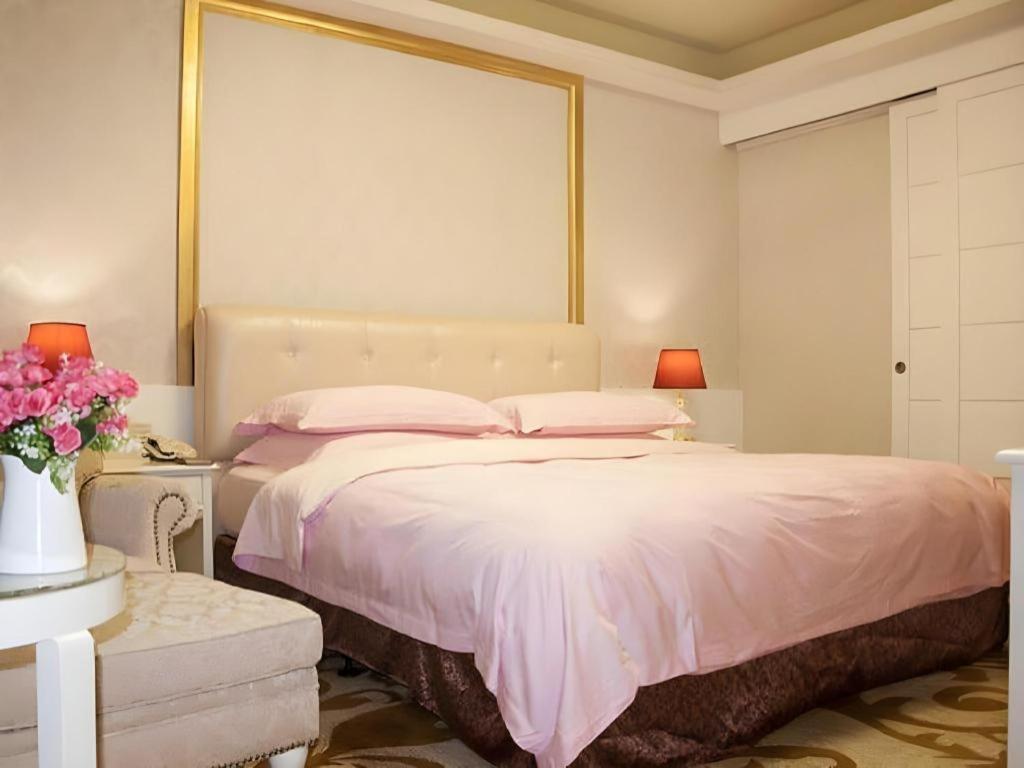 Eurasia International Hotel Донгуан Екстериор снимка