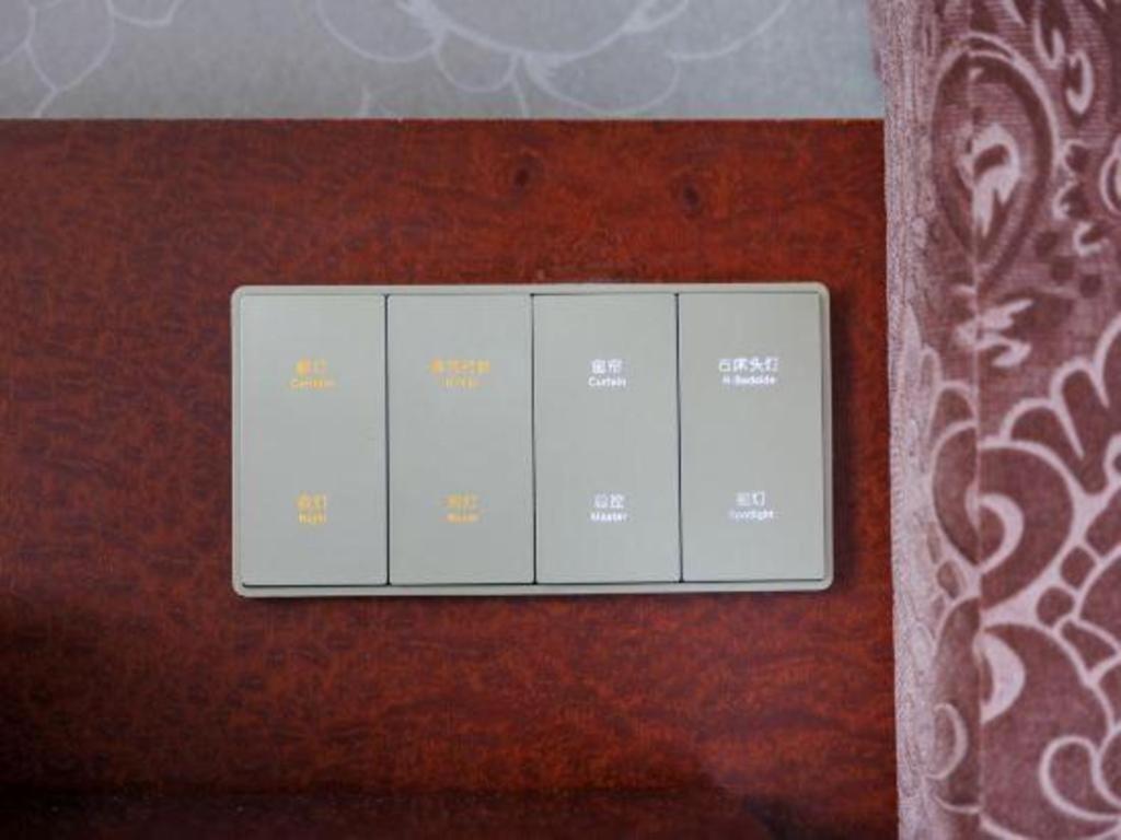 Eurasia International Hotel Донгуан Екстериор снимка
